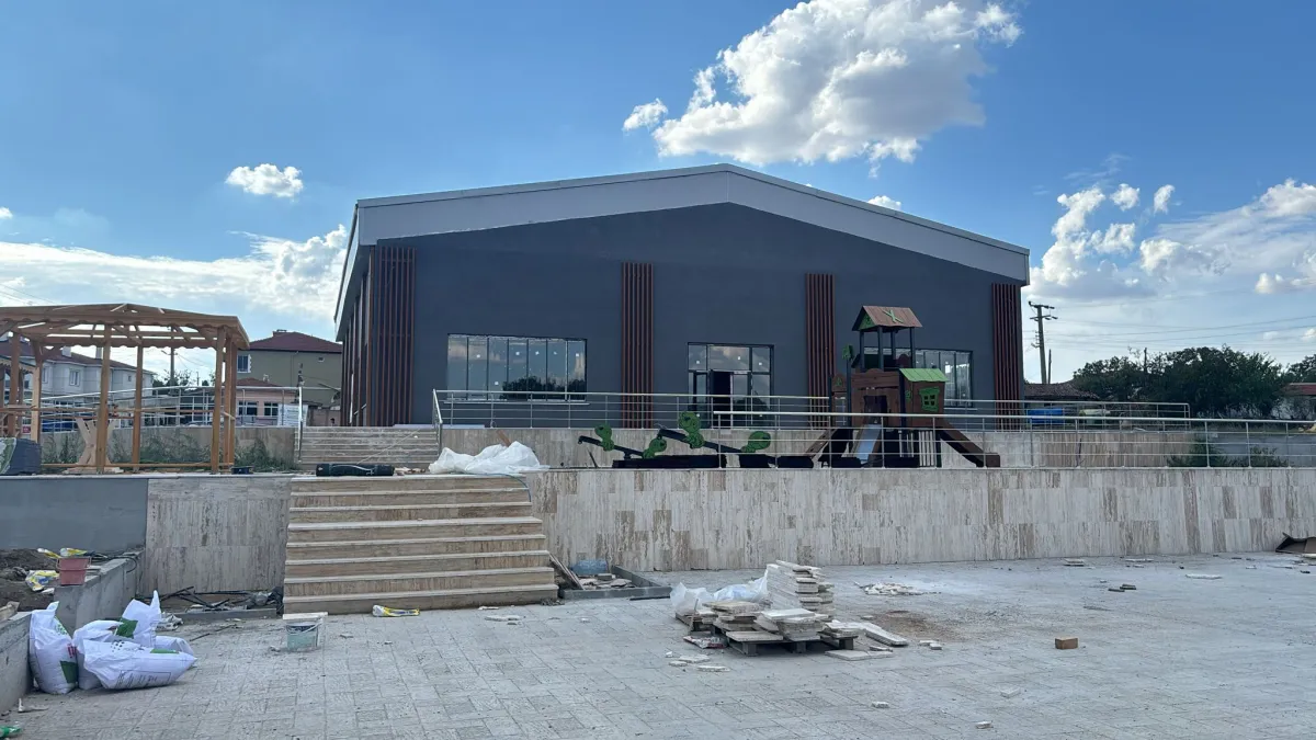 Saray İlçesi Beyazköy Mahallesi Düğün Salonu